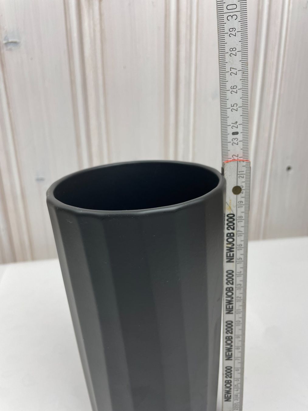 Vasi & Recipienti: Anthrazit Seidenmatt Blumenvase, Höhe ca. 21cm, Deko – Nuovo e nell'imballaggio originale da Wängi venduto da Thurgauer98 3