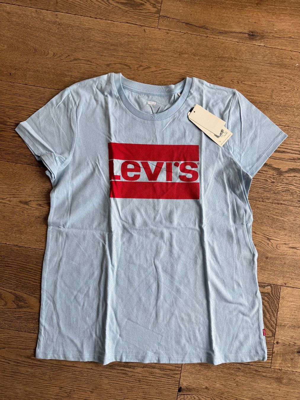 T-Shirts: T-Shirt, Levis //NEU// L – Gebraucht aus Stettfurt von outlet72