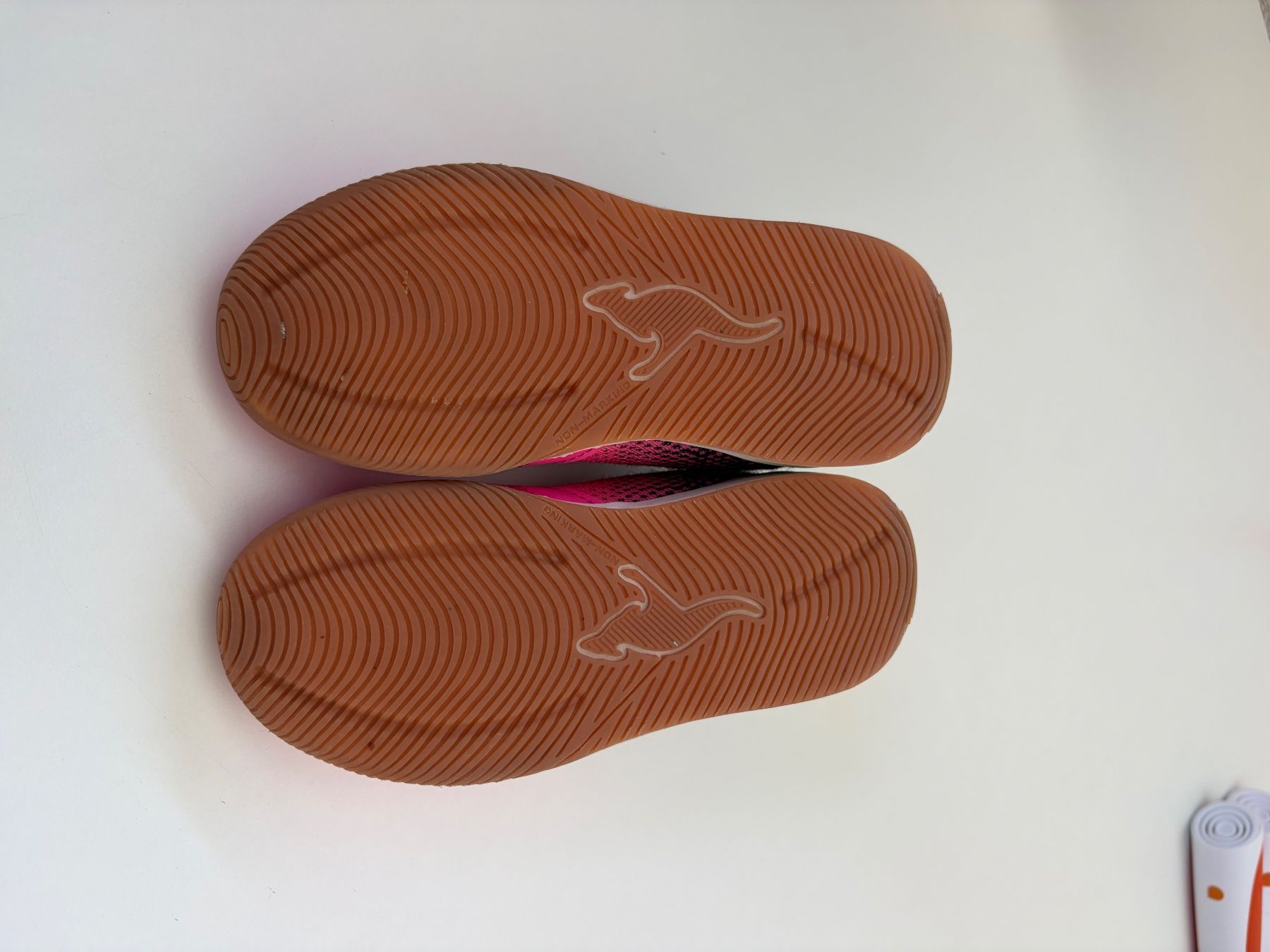 Scarpe per ragazze: KangaROOS Turnschuhe, Gr. 28 – Usato da Mogelsberg venduto da nic_s2xf 1