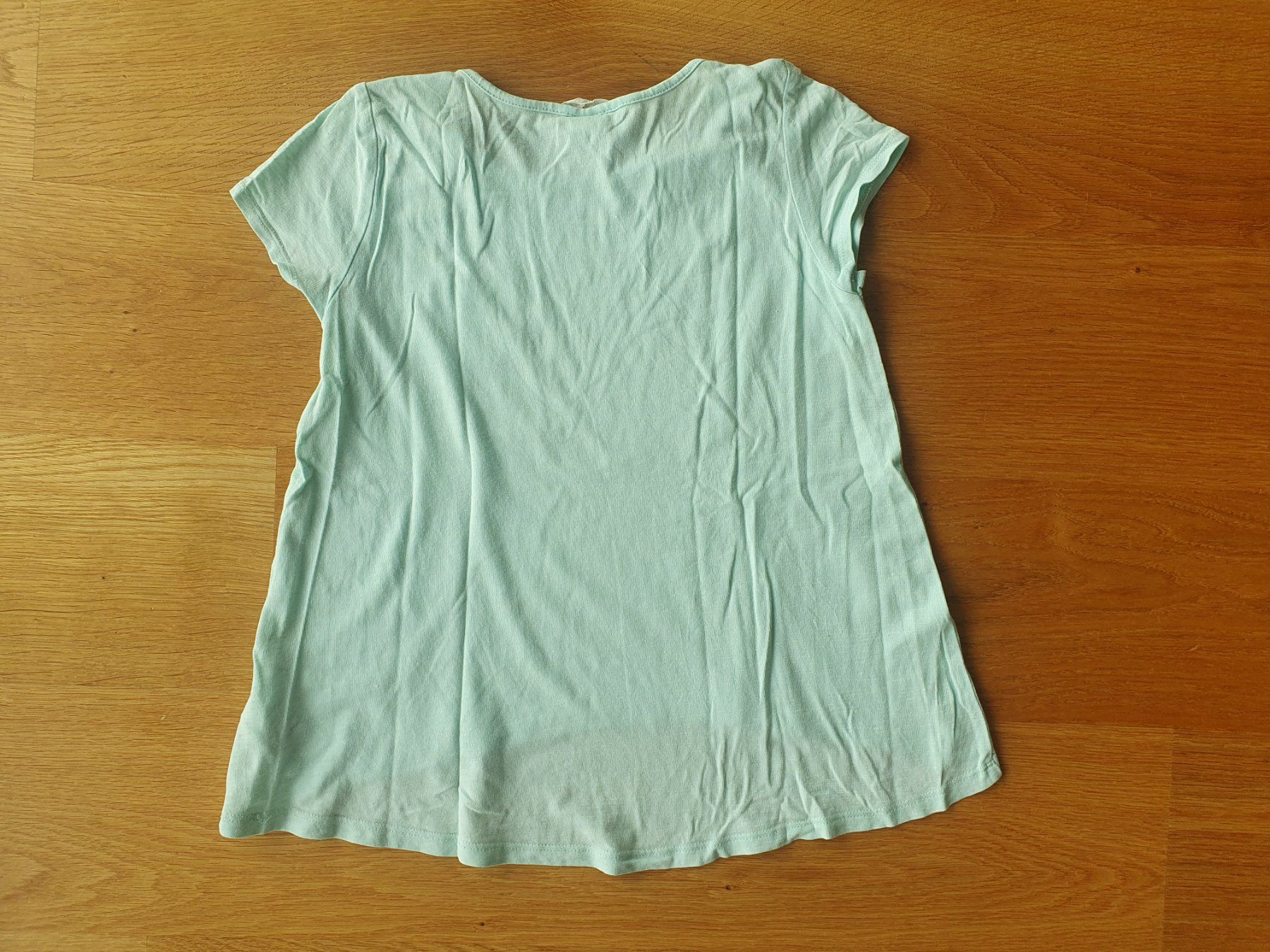 Blusen, T-Shirts & Tops: T-Shirt Gr. 122/128 – Gebraucht aus Villars-sur-Glâne von richardette 1