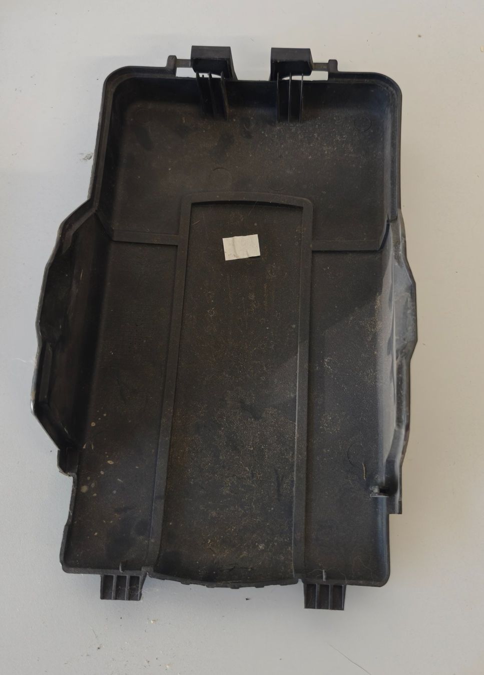 Volkswagen Tutti pezzi di ricambio auto: Cache batterie 3C0-915-443-A – Usato da Corcelles-près-Payerne venduto da FactoryofSound 1