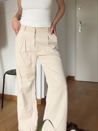 Damen Hose beige Grösse M guter Zustand