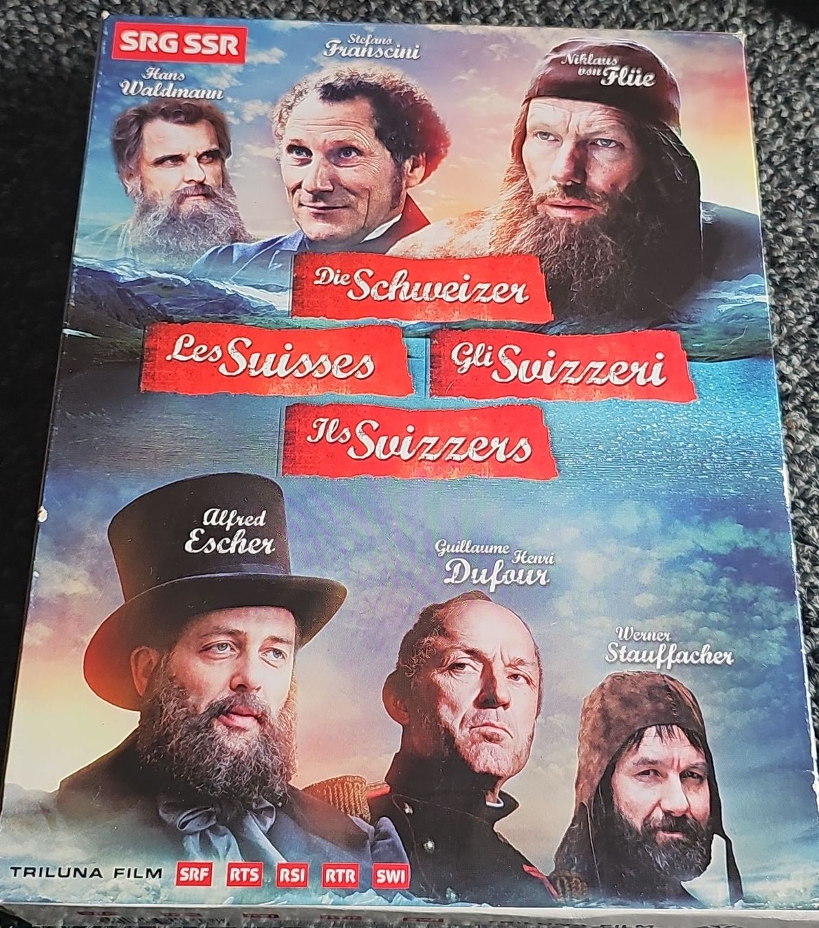 Tutti i DVDs: DVD: Die Schweizer - Eine packende Geschichte der Schweiz! – Usato da Ruswil venduto da jan_bxl5