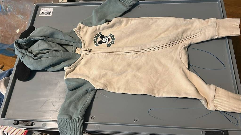 Lotti & Set di vestiti: Sehr gut erhaltene Kinderkleider Grösse 56 – Usato da Wangen SZ venduto da ger_w2mv