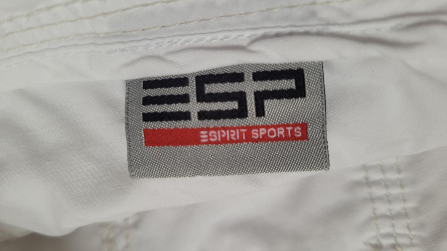 Esprit Pantaloni: Sportliche Hose von Esprit, Grösse 40 – Nuovo (secondo la descrizione) da Neschwil venduto da flower_69 3