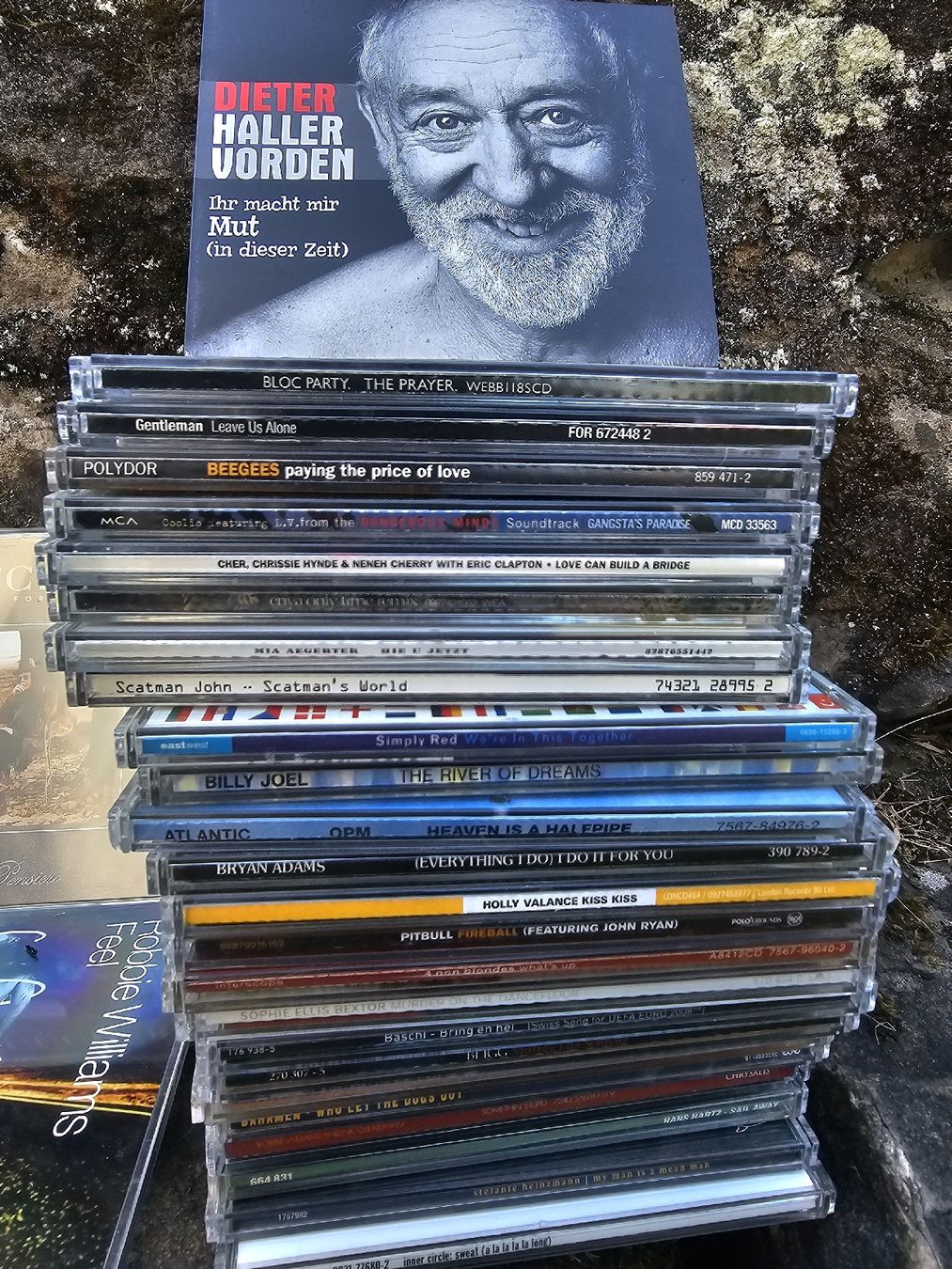 CD: CD Single Sammlung, 60 + Stk. Rock, Pop, Punk etc. – Usato da Biberist venduto da Foolio0 3