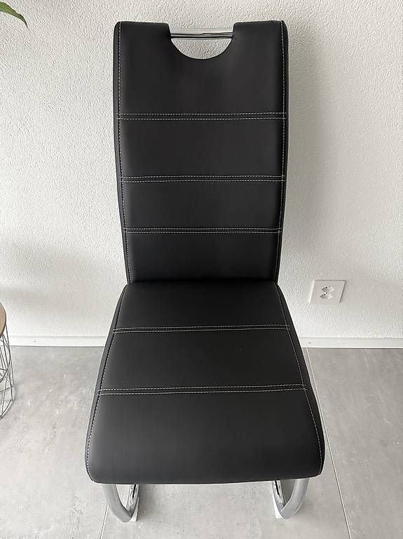 Stühle: 6 chaises en bon état  – Gebraucht aus Lausanne von ced_r86t 1