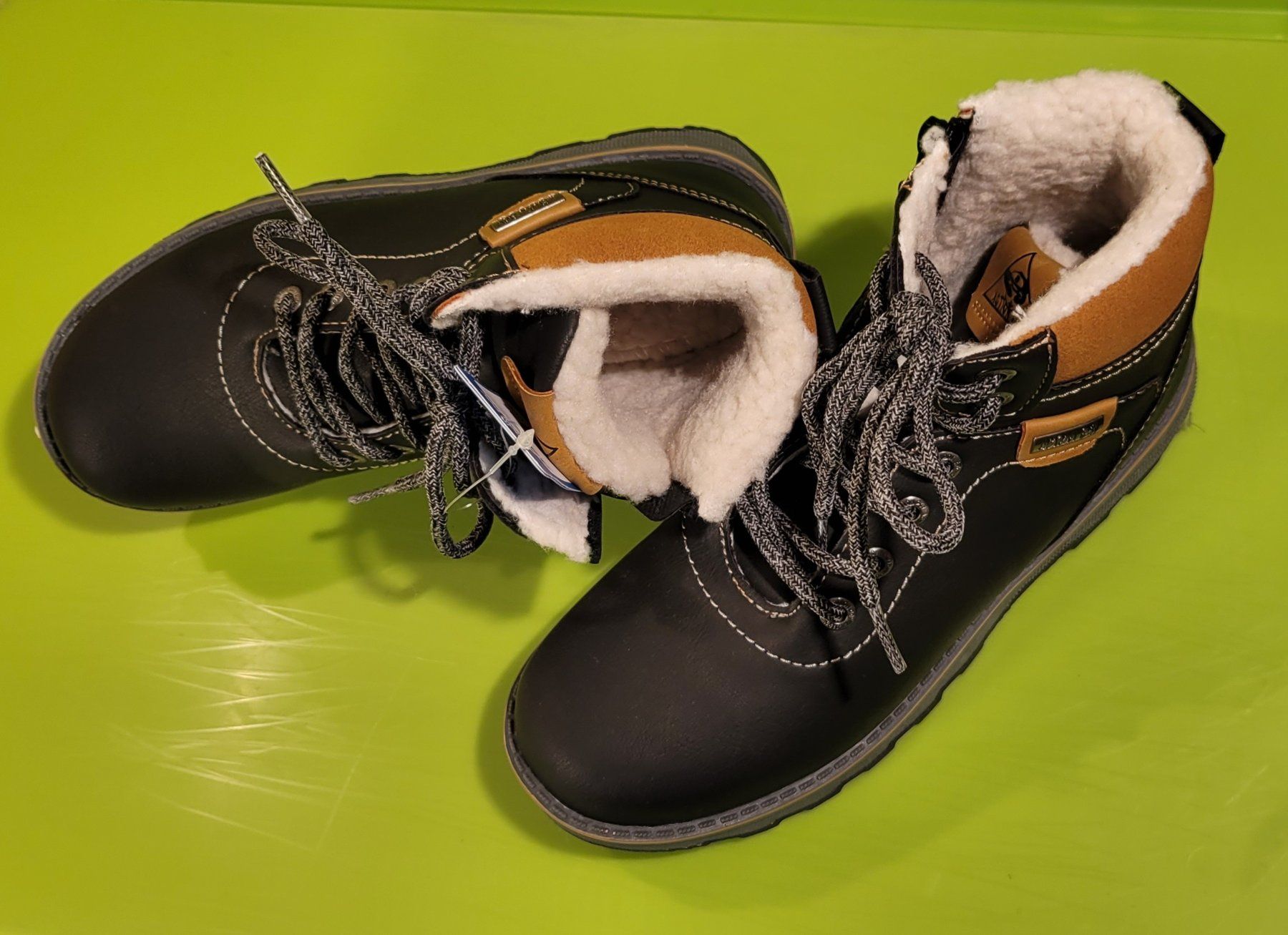 Scarpe da uomo: Schuhe  35 NEU – Nuovo (secondo la descrizione) da Emmenbrücke venduto da yanndrechsler 3
