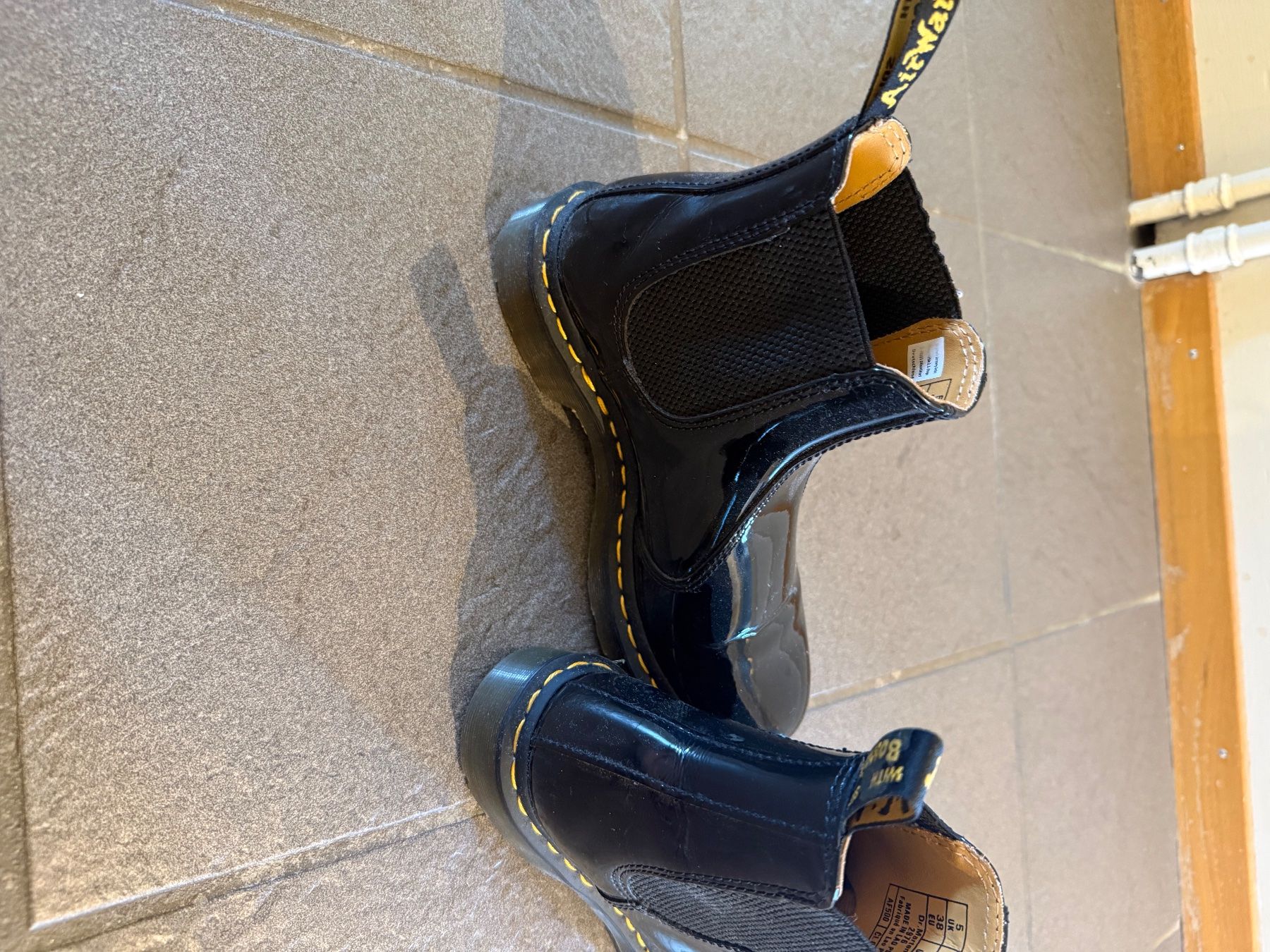 Scarpe da donna: Dr. Martens Stiefel – Usato da Bern venduto da Josefineee 3