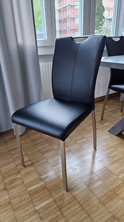 Set di tavolo e panche: Tisch mit 6 Stühlen – Usato da Schaffhausen venduto da chr_h86k 1