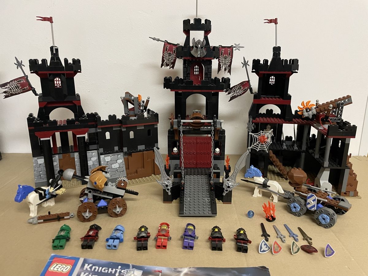 Lego Kit di costruzioni: Lego Knights kingdom 8877 – Usato da Möriken AG venduto da Peka01 1