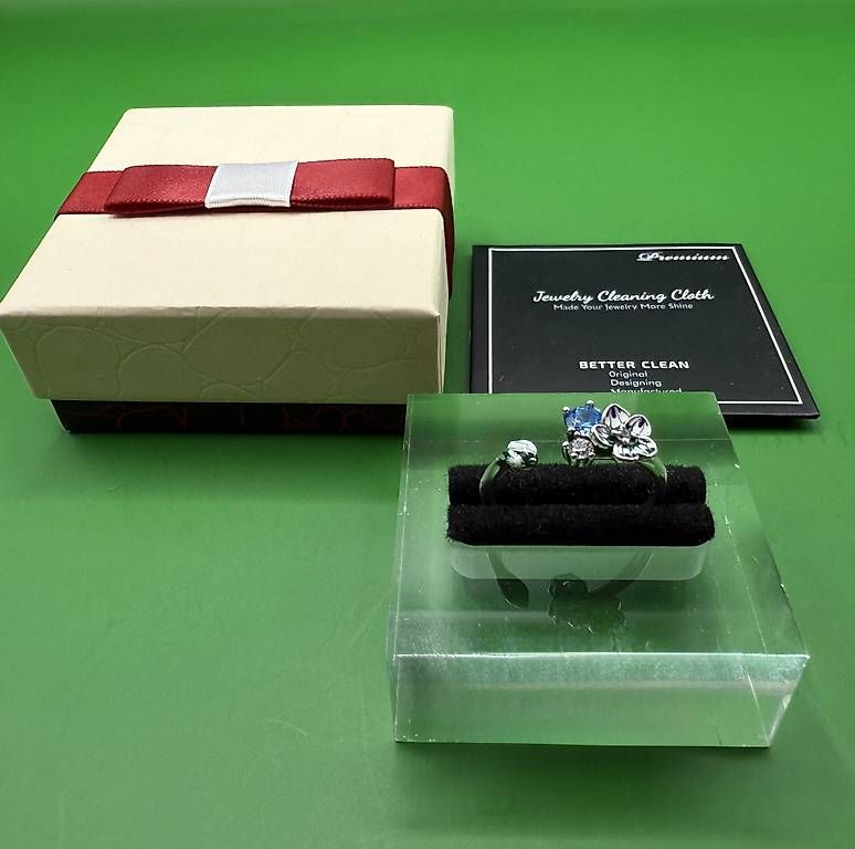 Anelli: Flower Ring aus 925er Sterlingsilber – Usato da Thalwil venduto da han_2b8c 5