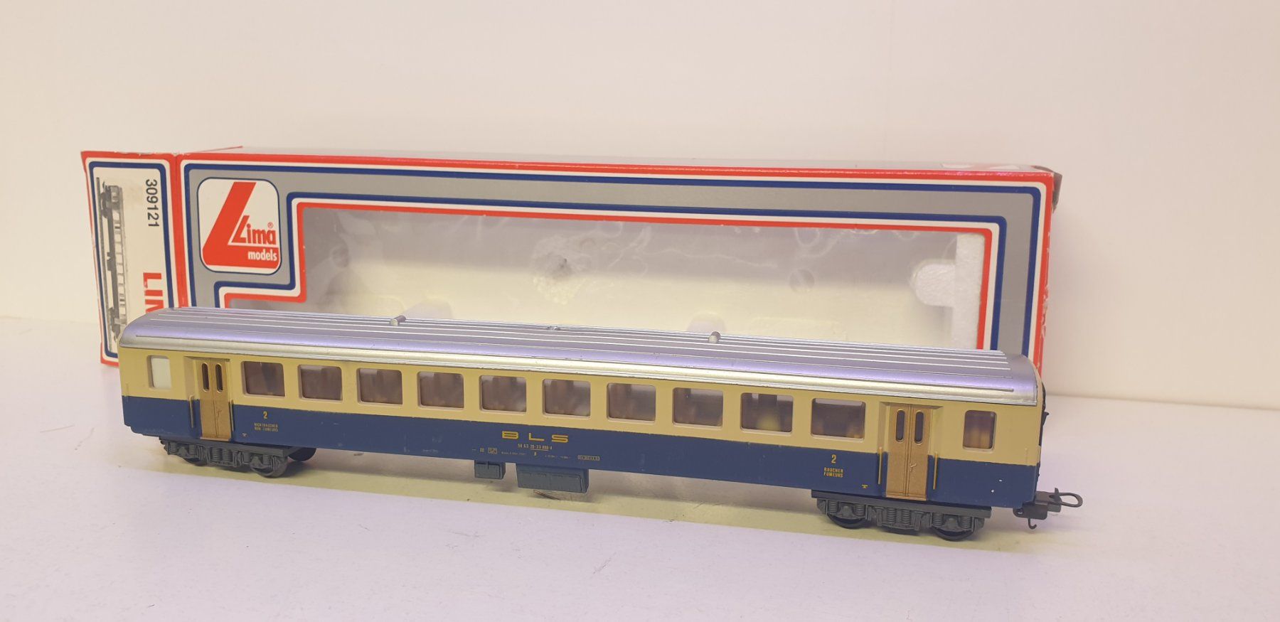 Lima Modelleisenbahnen: Lima BLS Personenwagen 309121H0/DC – Gebraucht aus Neuenhof von ludovicco
