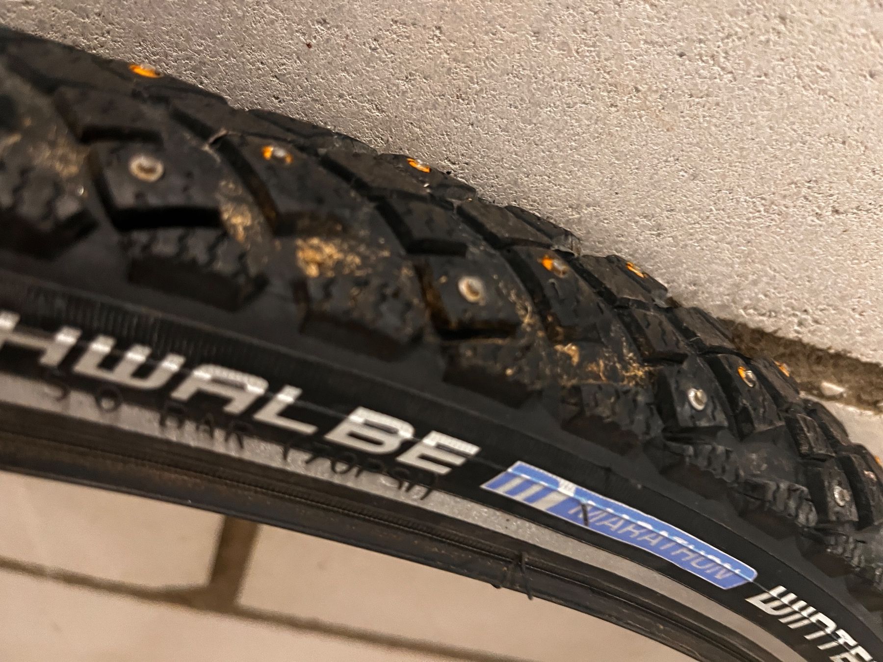 Pezzi di ricambio: Schwalbe Marathon Winter Plus Spikes 26x1.75 – Usato da Thun venduto da spring23 2