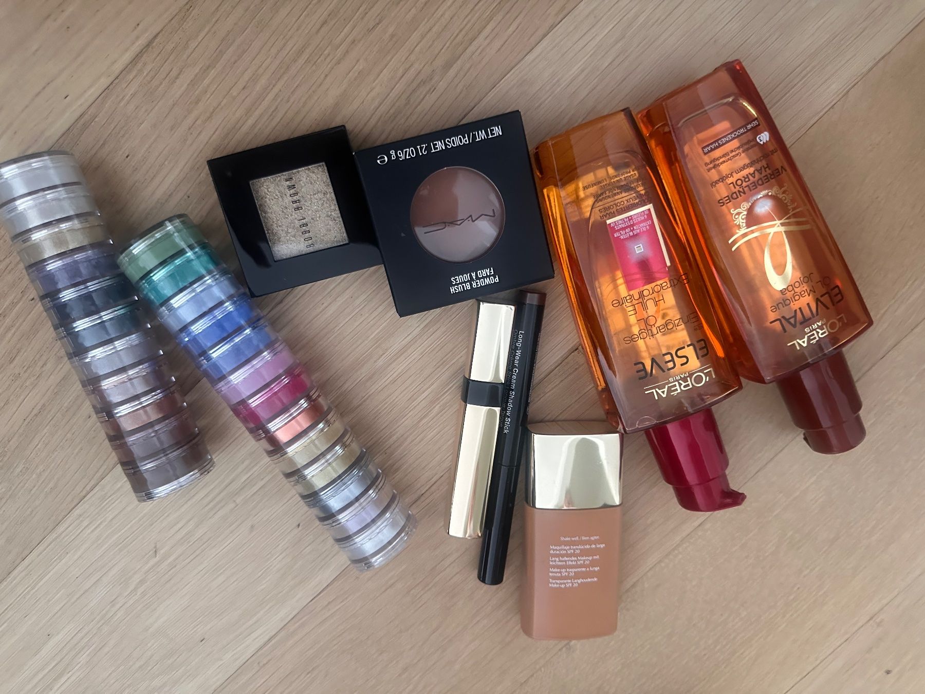 Estée Lauder Make-up: Löse meinen Make-up Koffer auf – Usato da Dübendorf venduto da eld_5pbv 5