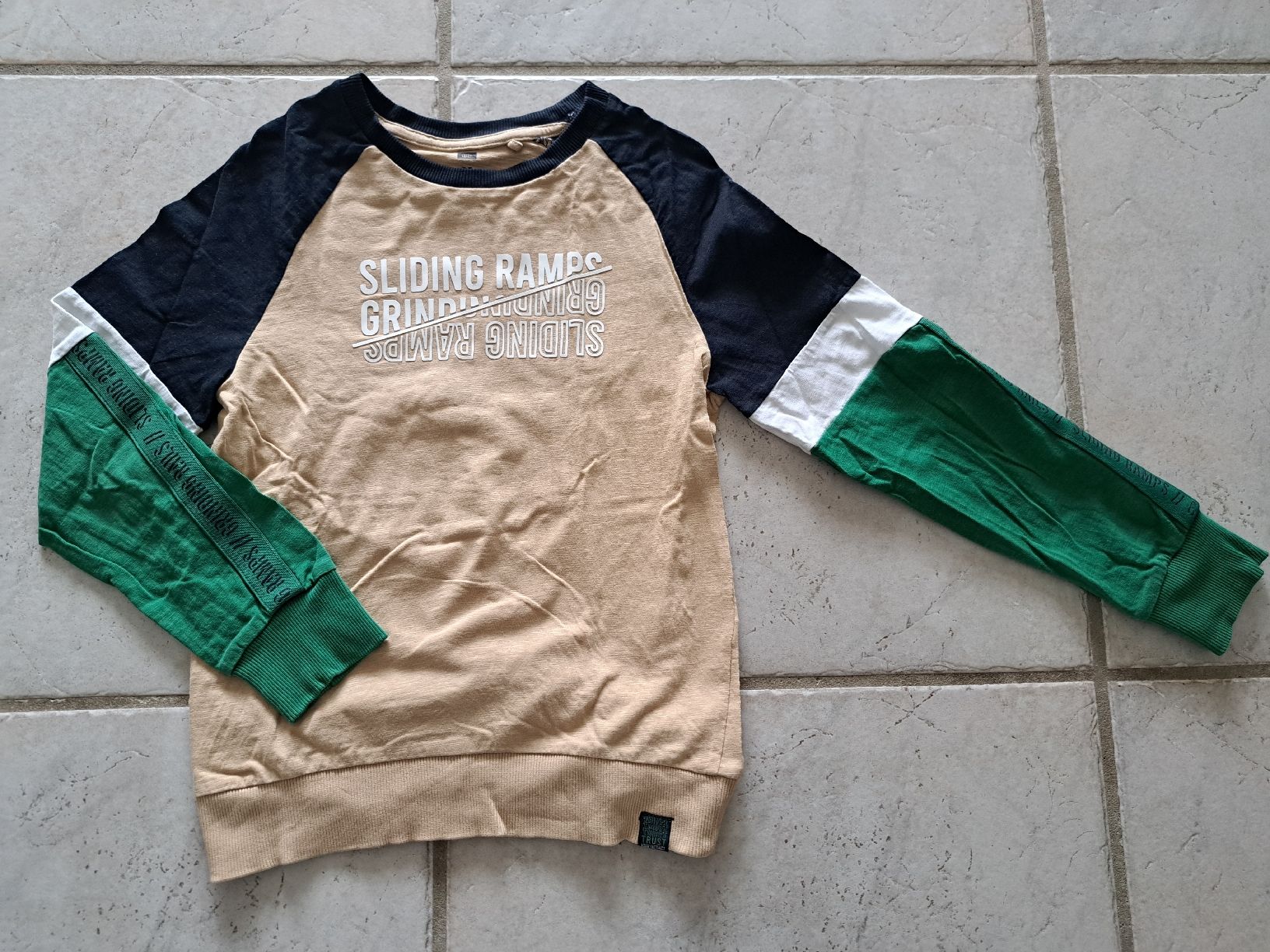 We Maglioni & Felpe: Langarmshirt, Gr. 134/140 – Usato da Seuzach venduto da nadine.baur84