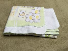 Babydecke Kinderdecke Zug Mond Sterne Baumwolle gelb grün
