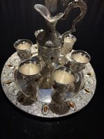 Likörset verziert mit Tablett Kanne 6 Becher Silberoptik