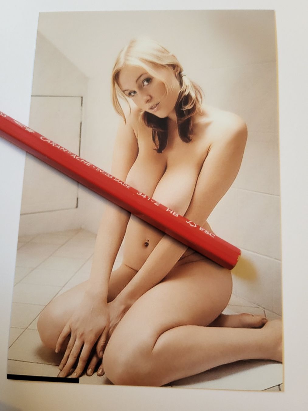 Foto & Immagini: Akt Foto Frau – Usato da nunningen venduto da mic_88k2