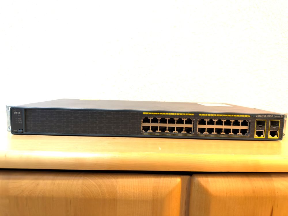 Cisco Catalyst 2960 Switch (Gebraucht) in Sachseln für CHF 40 – mit ...