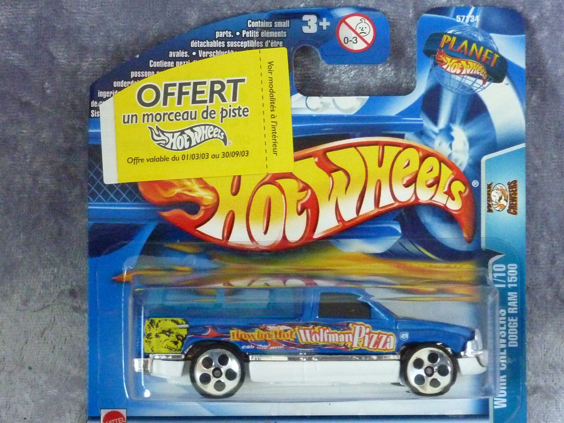 Dodge Modellini d'auto: Dodge Ram 1500  1:64 – Nuovo e nell'imballaggio originale da Dürrenäsch venduto da Cobra1ch