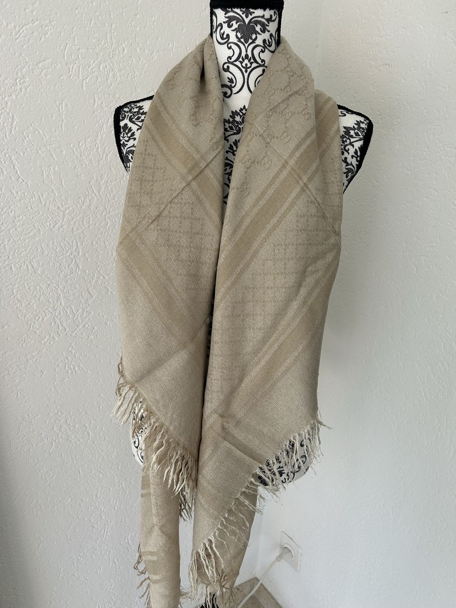 Gucci Foulards, Tücher & Schals: Sciarpa GUCCI – Neu (gemäss Beschreibung) aus Locarno von Matic04 4
