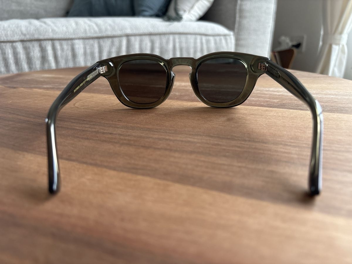 Brillen & Gläser: Sonnenbrille dunkelgrün – Gebraucht aus Zürich von EnikoDrum 1
