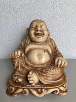 Lachender chinesischer Buddha „Budai“
