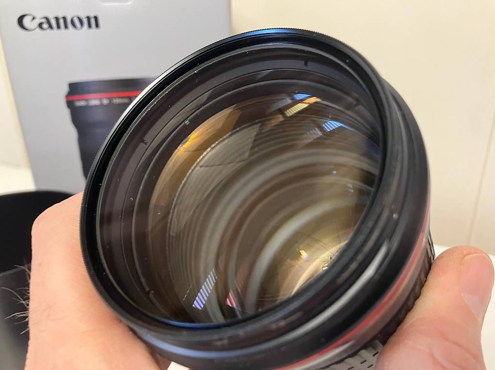 Canon Objektive: Canon EF 135mm 1:2 L – Gebraucht aus Genève von Capt3 1