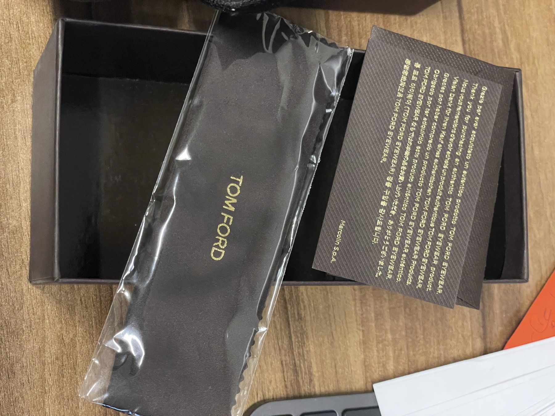 Sonstige Kleidung & Accessoires: Neuwertig Tom Ford brillen etui – Neu (gemäss Beschreibung) aus Bergdietikon von bar_5xy2 2