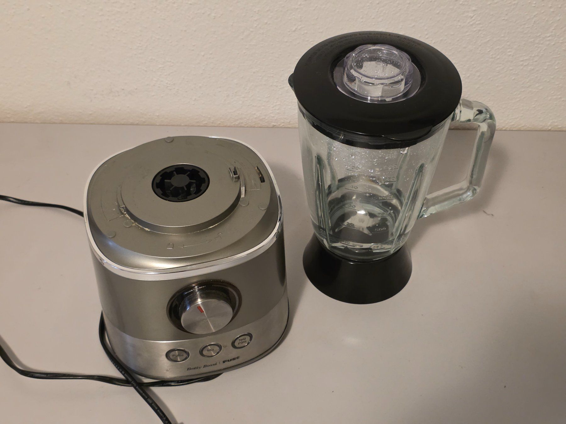 Elettrodomestici da cucina: Smoothie Maker "Kompakt" 1000W mixer – Usato da Badäl venduto da RYzeR9980X4D 1