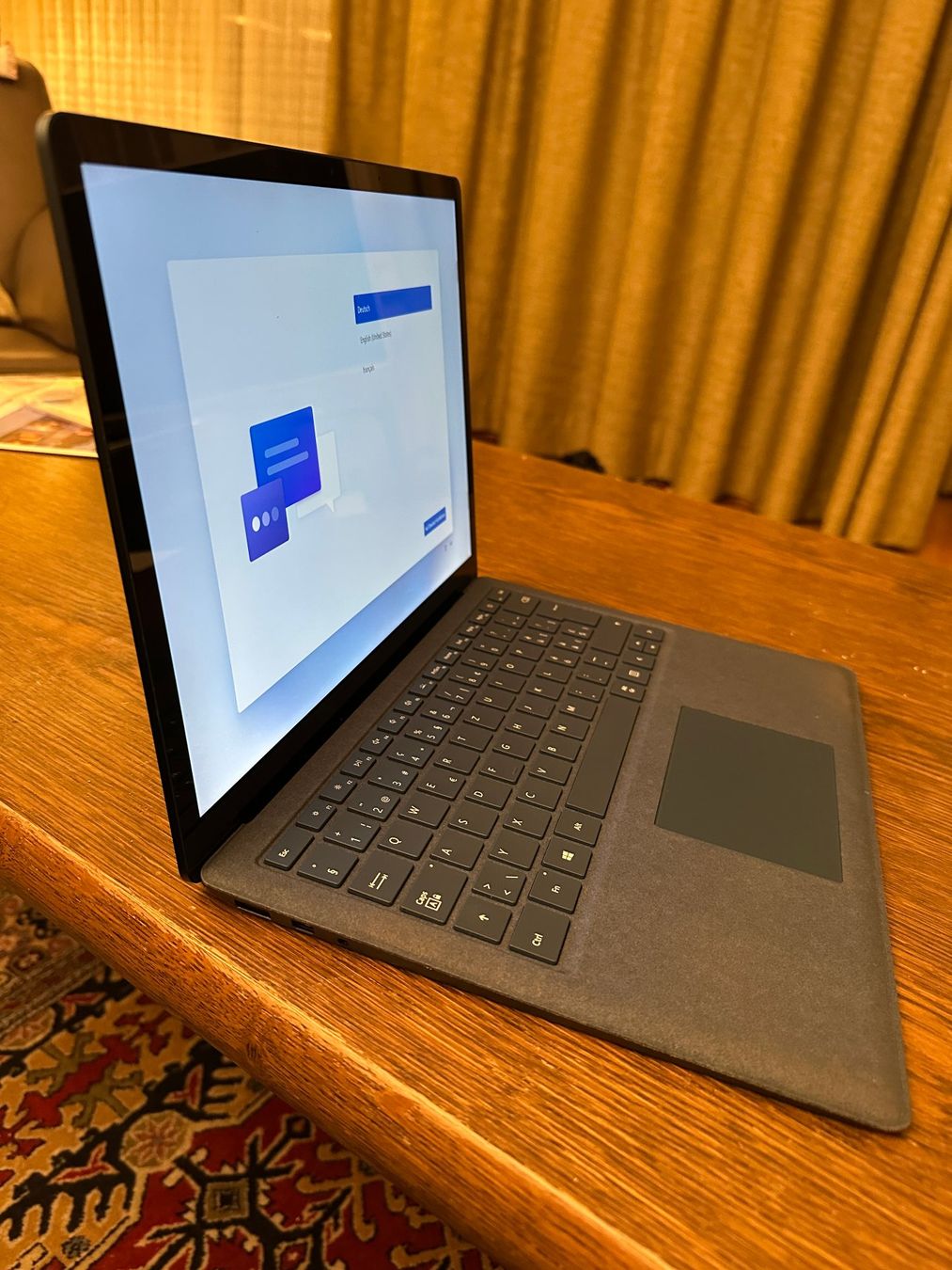 Microsoft Notebook: Microsoft Surface Laptop 2, 13.5", i5, 256GB SSD, Win11 Home – Usato da zürich venduto da markant13 5