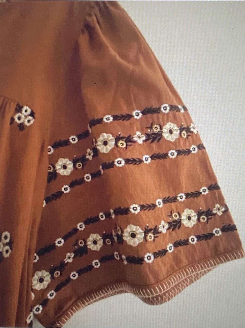 Maison 123 Camicette: MAISON 123 Blouse brodée coton camel t.44 - comme neuve – Nuovo (secondo la descrizione) da Genève venduto da kik_8jd6 4