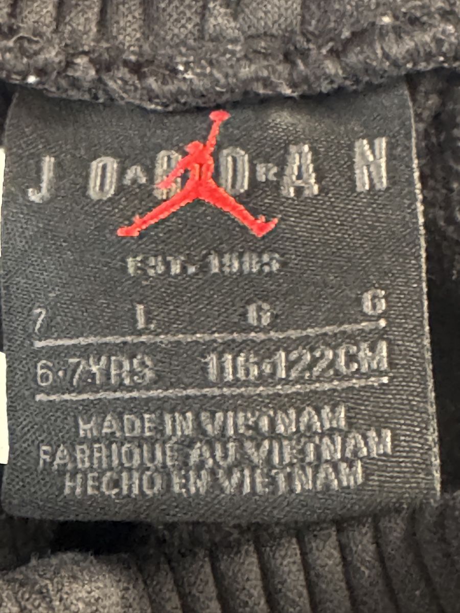 Jordan Pantaloni: Jordan Jogginghose Kinder Gr. 116/122cm – Usato da Basel venduto da spassbremse 3