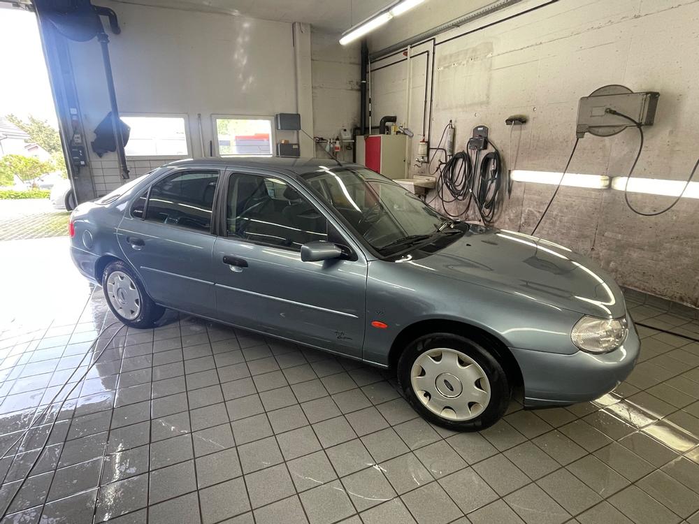 Ford Mondeo 2.5 V6