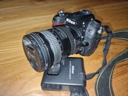Nikon D7000 Kamera Objektiv (dedekt) und Ladegerä
