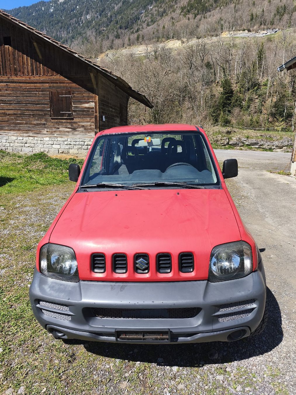 Suzuki Autos: Suzuki Jimny – Defekt aus Ringgenberg BE von rebaer