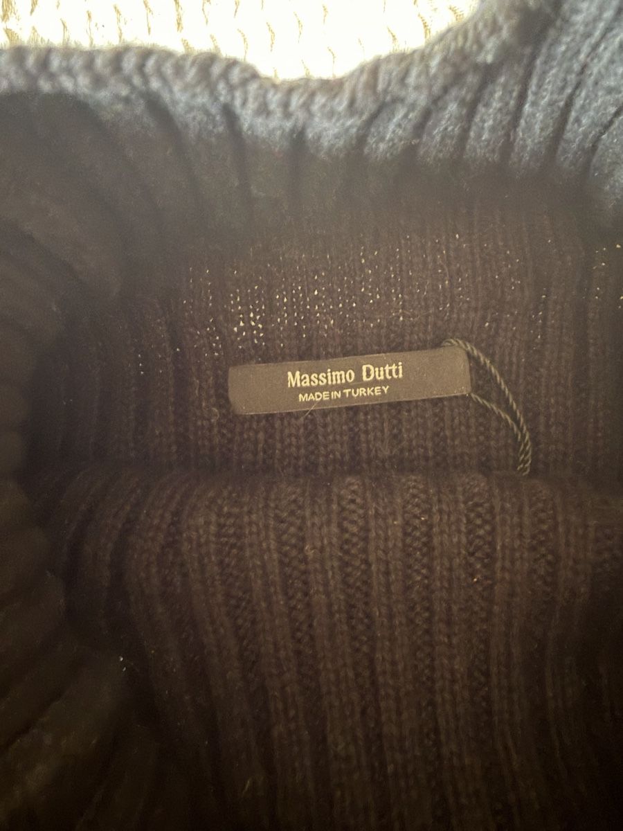 Massimo Dutti Maglioni & Felpe: Massimo Dutti Rollkragen Shirt – Nuovo (secondo la descrizione) da Basel venduto da ew1_rp7f 1