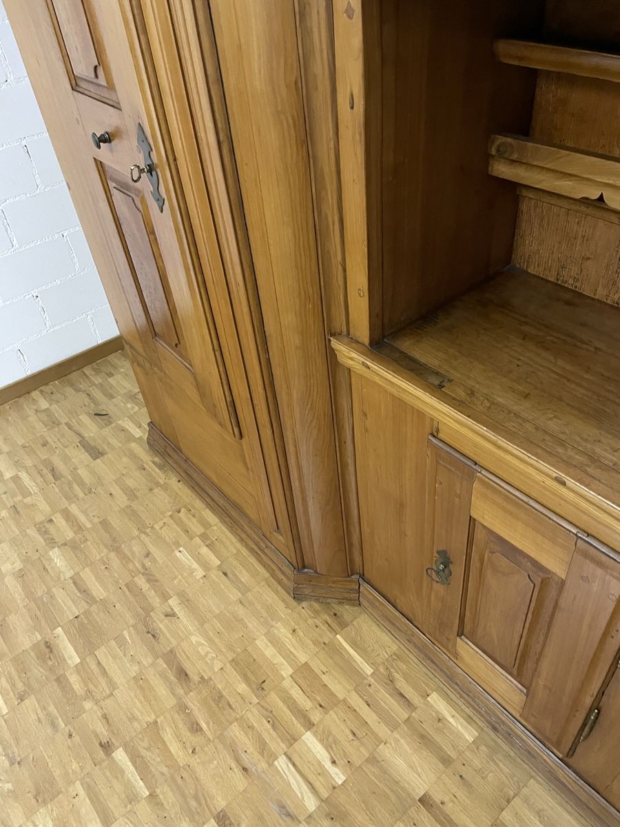 Credenze: Antikes Nussbaum Buffet - ein Unikat! – Usato da Bülach venduto da blanikwhatelse 3