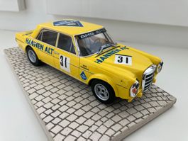 Slotcar 1:32 Carrera Evo Mercedes 300 SLE