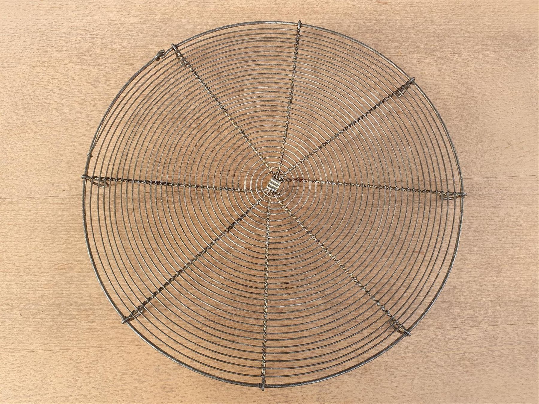 Sottobicchieri: Untersetzer Gitter Tablett Gartendeko Shabby Chic Antik – Usato da Marbach SG venduto da ShabbyChicBrocante 1