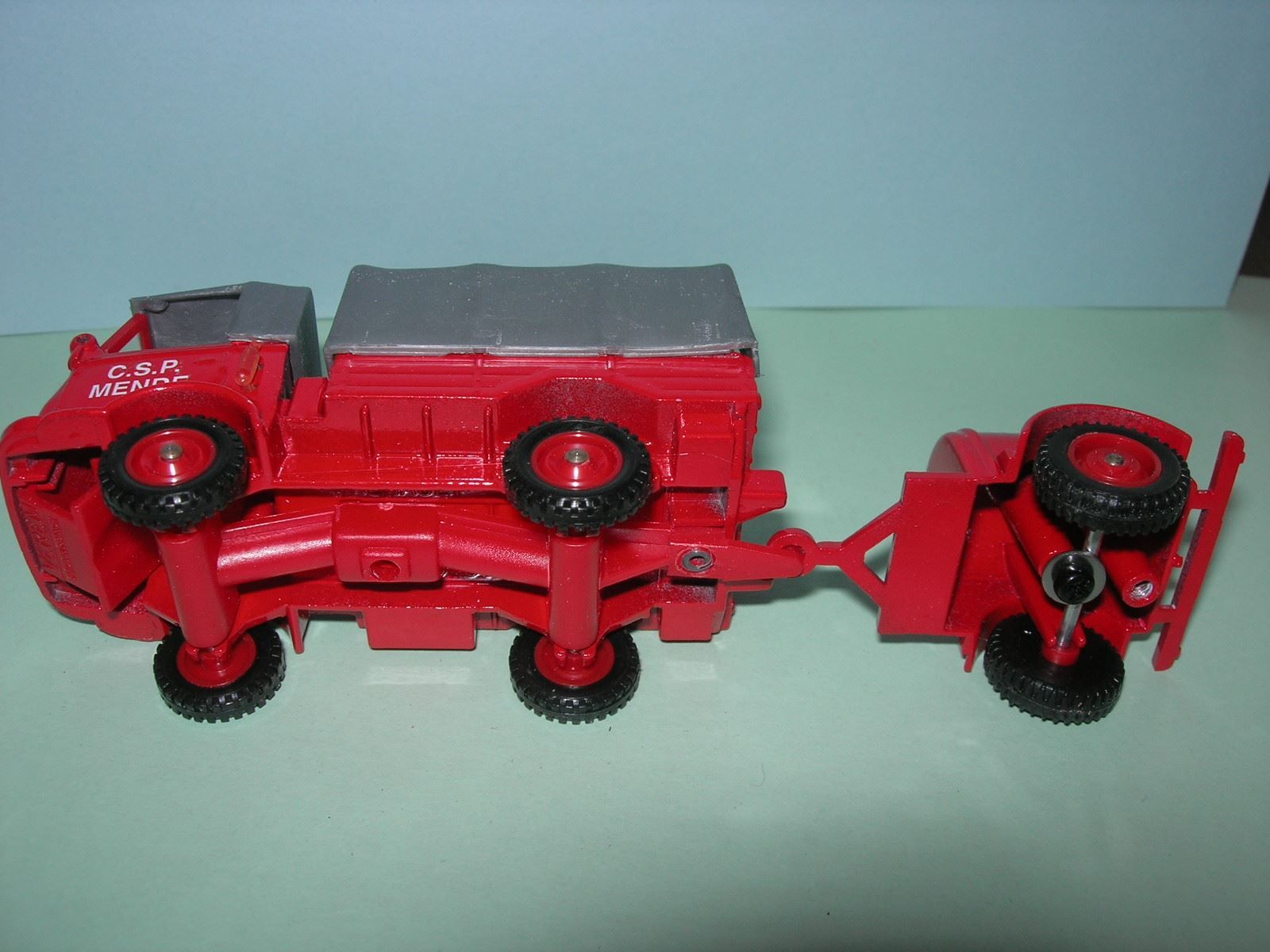 Renault Modellini d'auto: Renault 4X4 & Wassertank C.S.P  * Verem 1:50 – Nuovo e nell'imballaggio originale da Hornussen venduto da Amw 4
