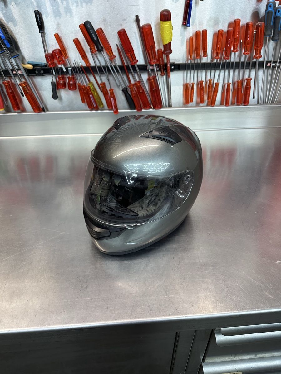 Casques & visières: Motorradhelm Klapphelm Grösse L 59-60cm  – D'occasion à Schwende par weesli