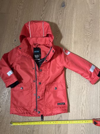 Neu: VillerValla RegenJacke, Rot, 98 Top Qualität NP: 89.90