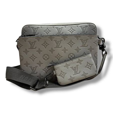 Louis Vuitton TRIO MESSENGER LOUIS VUITTON   