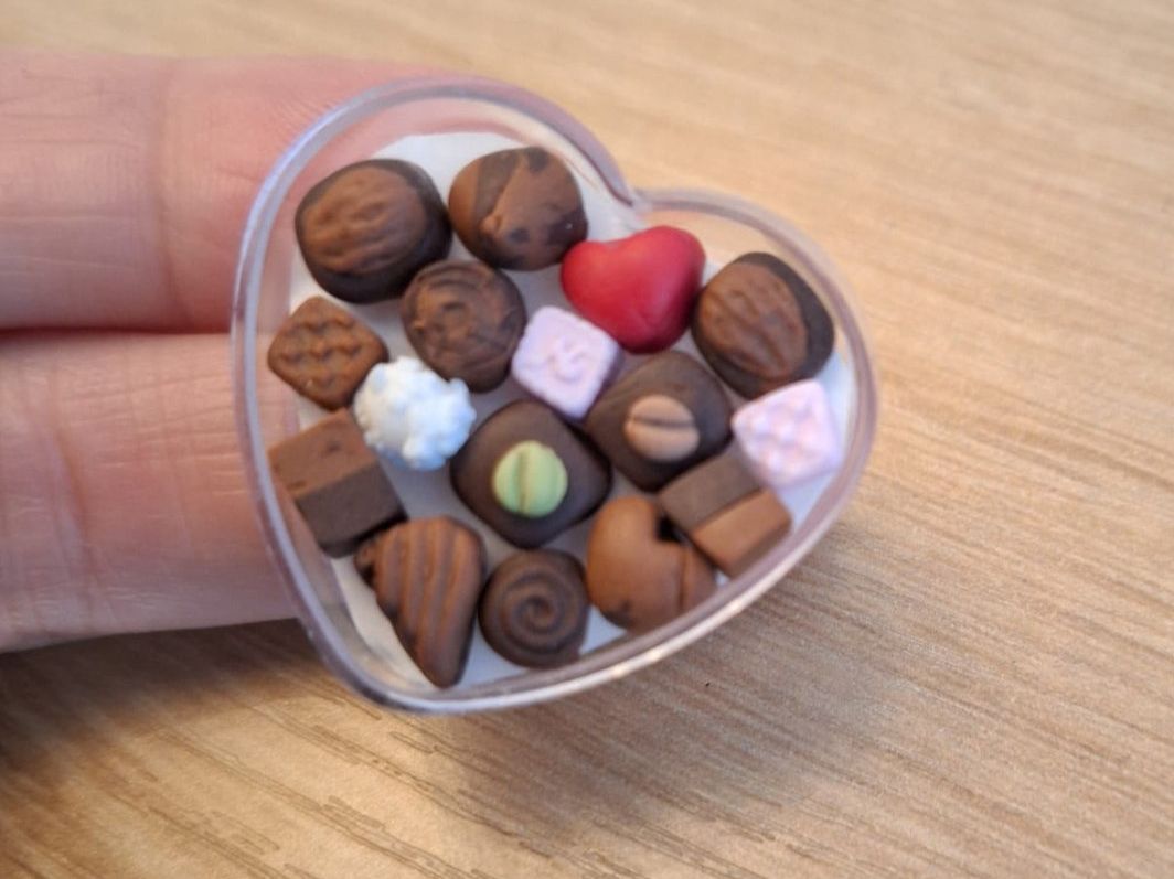 Puppenhäuser & -möbel: Handmade Pralinen – Neu (gemäss Beschreibung) aus Zürich von HandmadeTinyFood 1