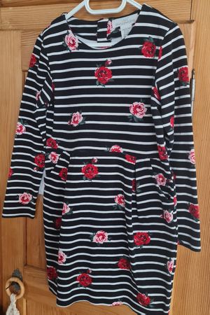 Sweatkleid Gr. 134/140