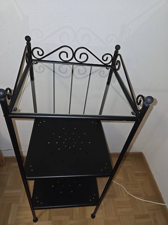 Tutte le decorazioni: Mobile bagno /ingresso in ferro battuto – Usato da GIORNICO venduto da fra_vz9k 1