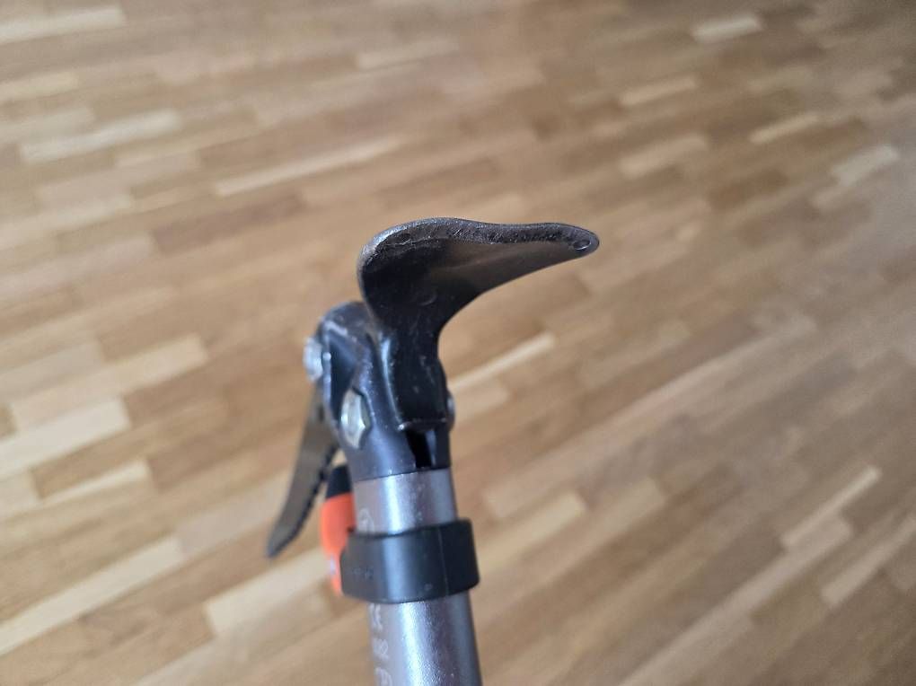 Attrezzatura da arrampicata: Piolet Petzl Sum'tec – Usato da Fribourg venduto da flyingchicken 3