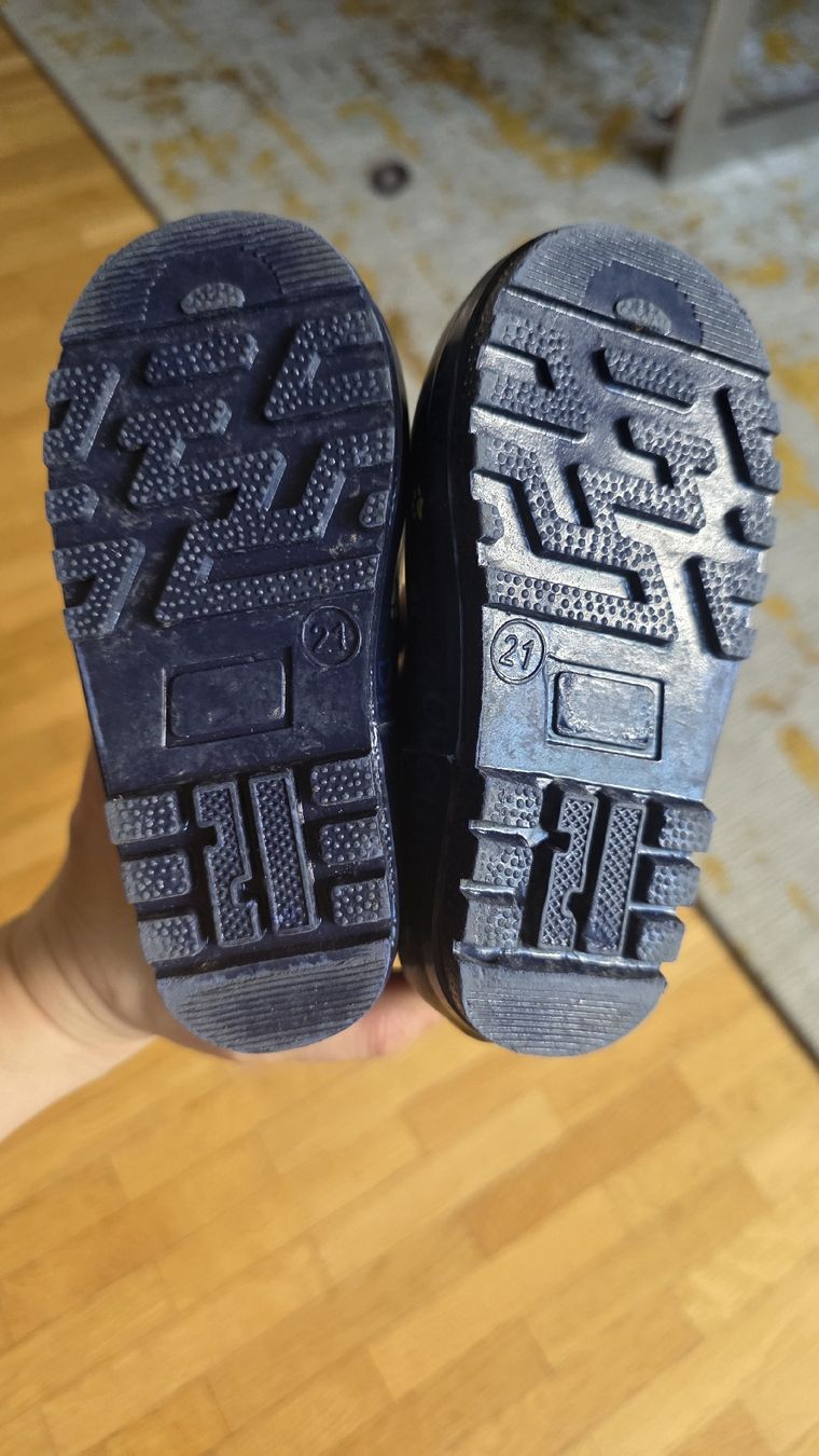 Schuhe für Jungen: Gummistiefel Gr. 21  – Gebraucht aus Wettingen von Francesca011 1